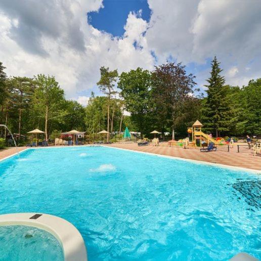 Вилла Chalet Wanama. Gelegen Op Het Vakantiepark Het Lierderholt Op De Veluwe. Бикберген Экстерьер фото